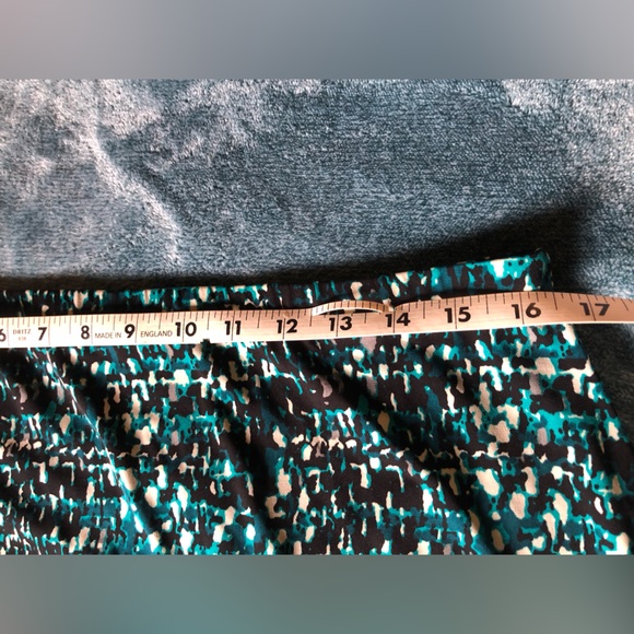 Avenue Skirt-MultiColor Teal, White, Black and Grey - Picture 3 of 7